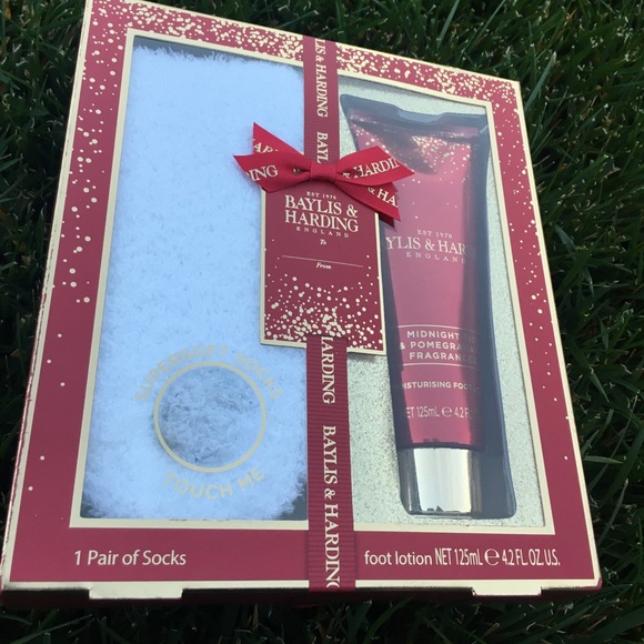 NWT BaylisHarding body lotion&socks soft set - Picture 5 of 8